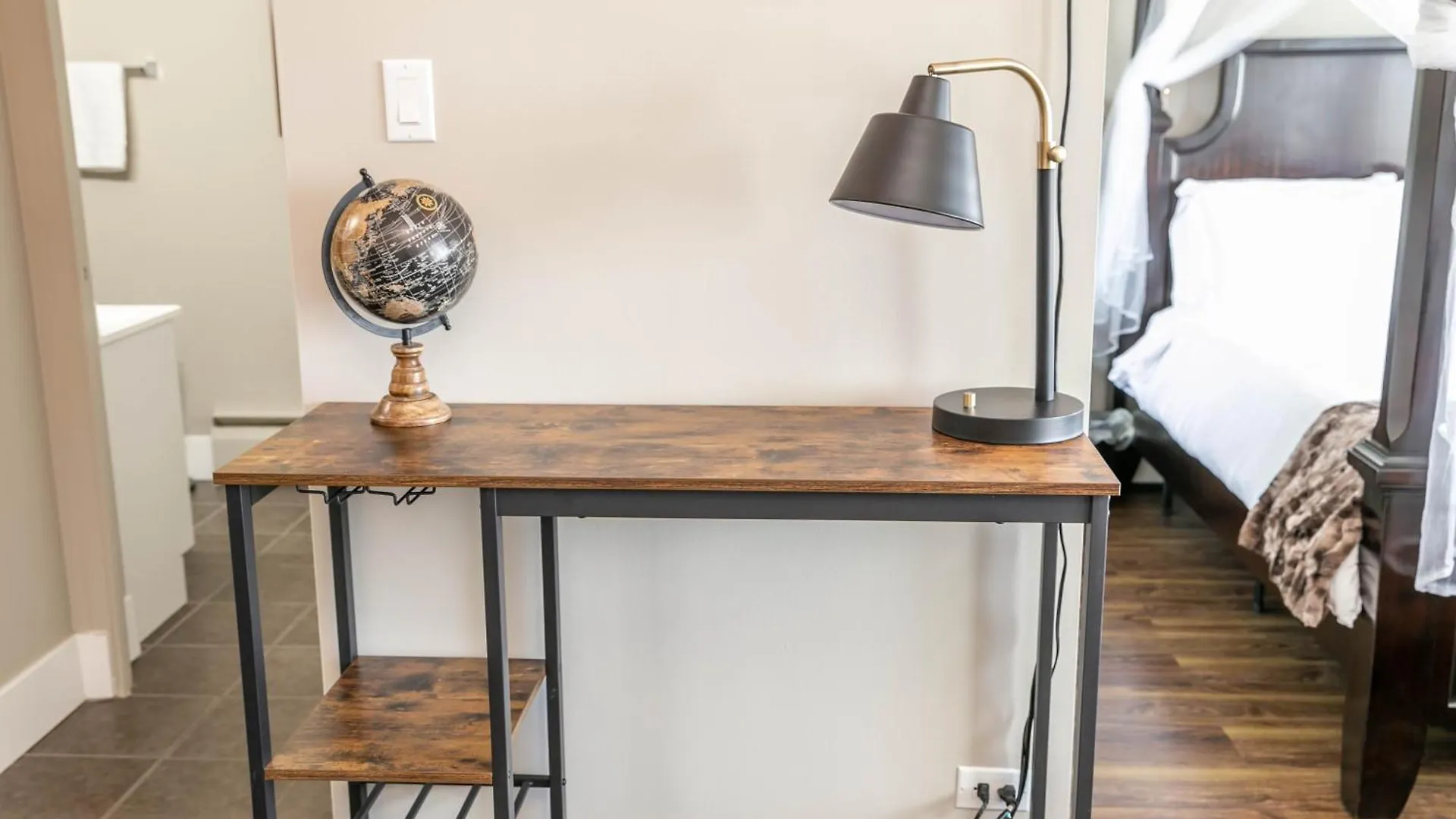 Appartement Rustic & Rogers Place, Free Parking! Edmonton