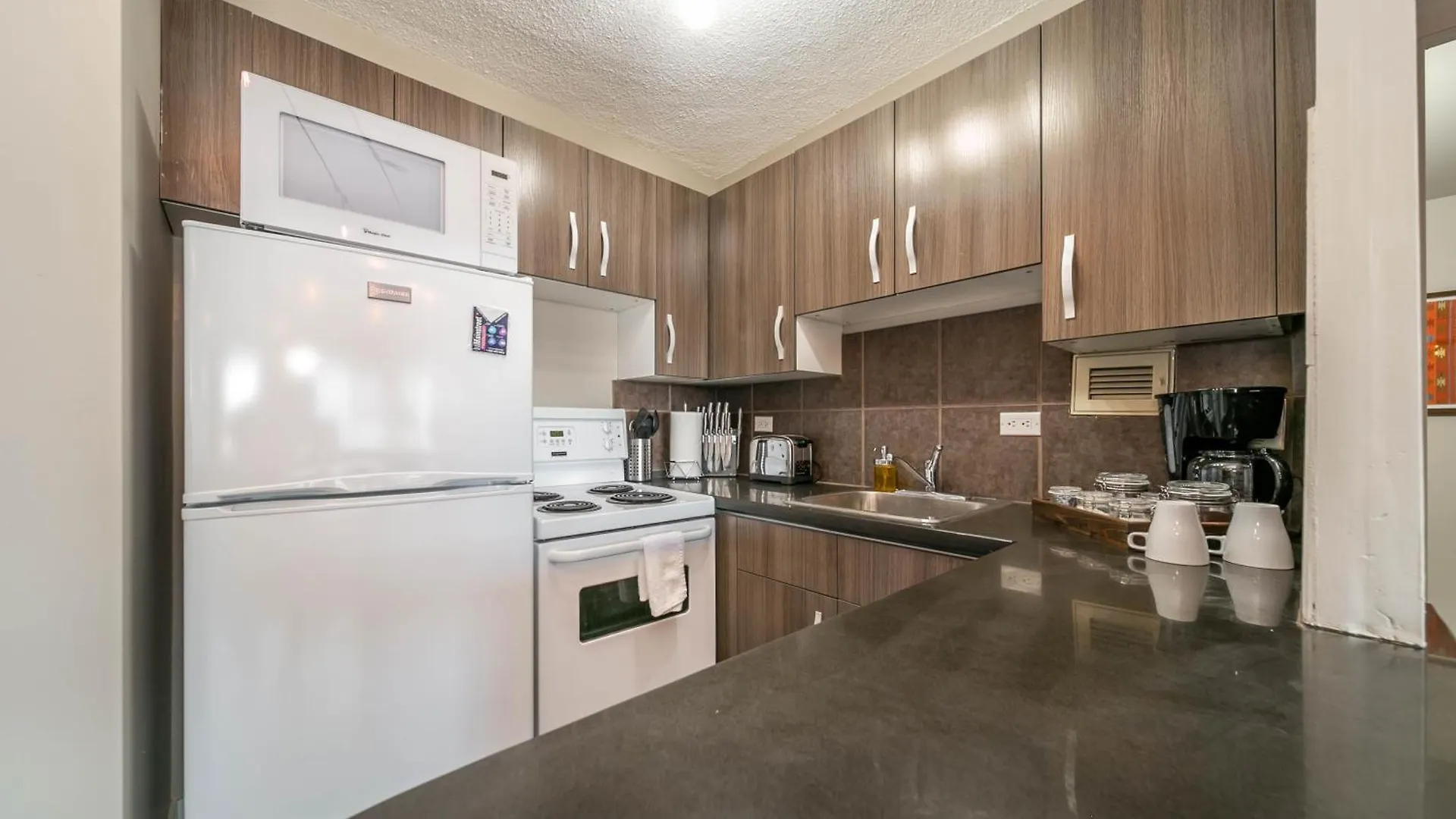 Rustic & Rogers Place, Free Parking! Edmonton Appartement